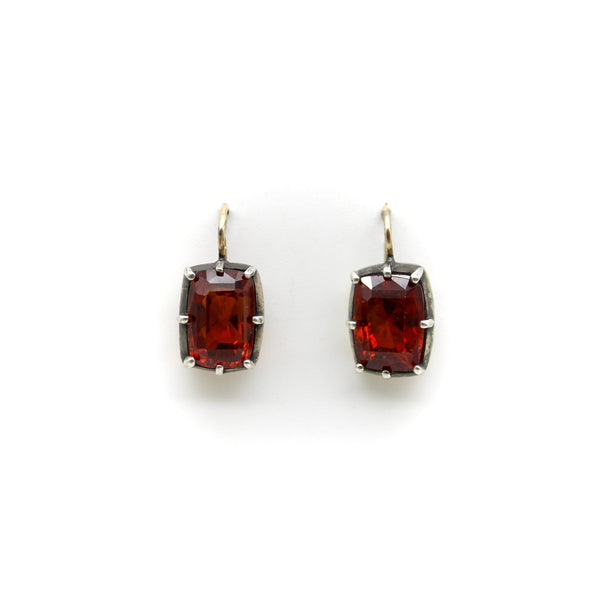 Vintage 18K Gold and Silver Collet Set Mandarin Garnet Earrings kirsten's corner 