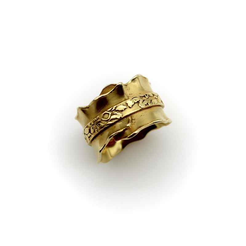 Carrera y Carrera 18K Gold Ribbon-esque Wide Band Ring Carrera y Carrera 