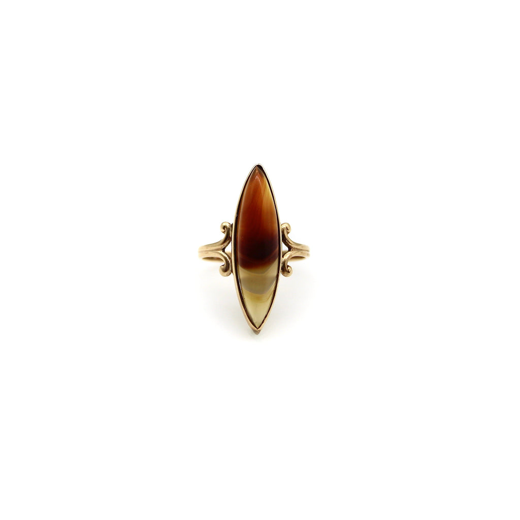 10k gold agate popular ring. Vintage.