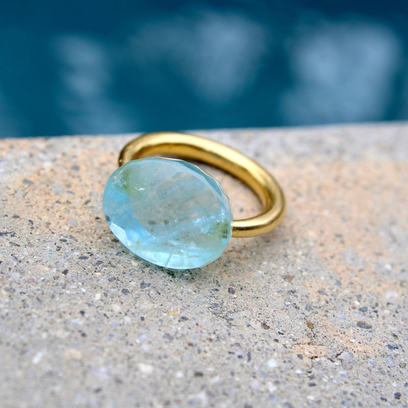 22K Gold Marie-Hélène de Taillac Milky Aquamarine Cabochon Ring jewelry Kirsten's Corner 