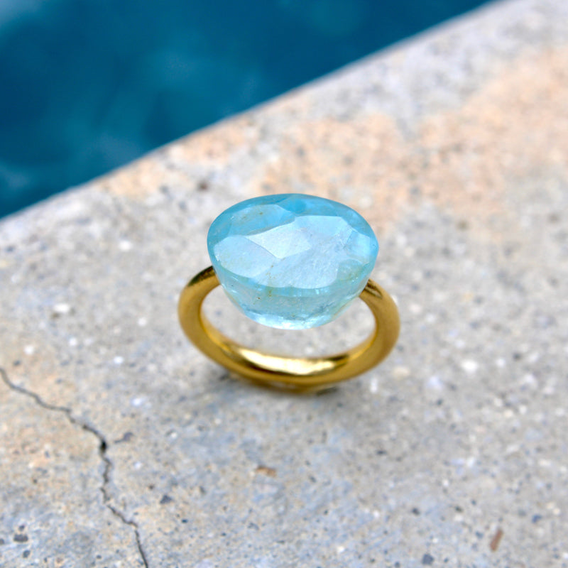 22K Gold Marie-Hélène de Taillac Milky Aquamarine Cabochon Ring jewelry Kirsten's Corner 