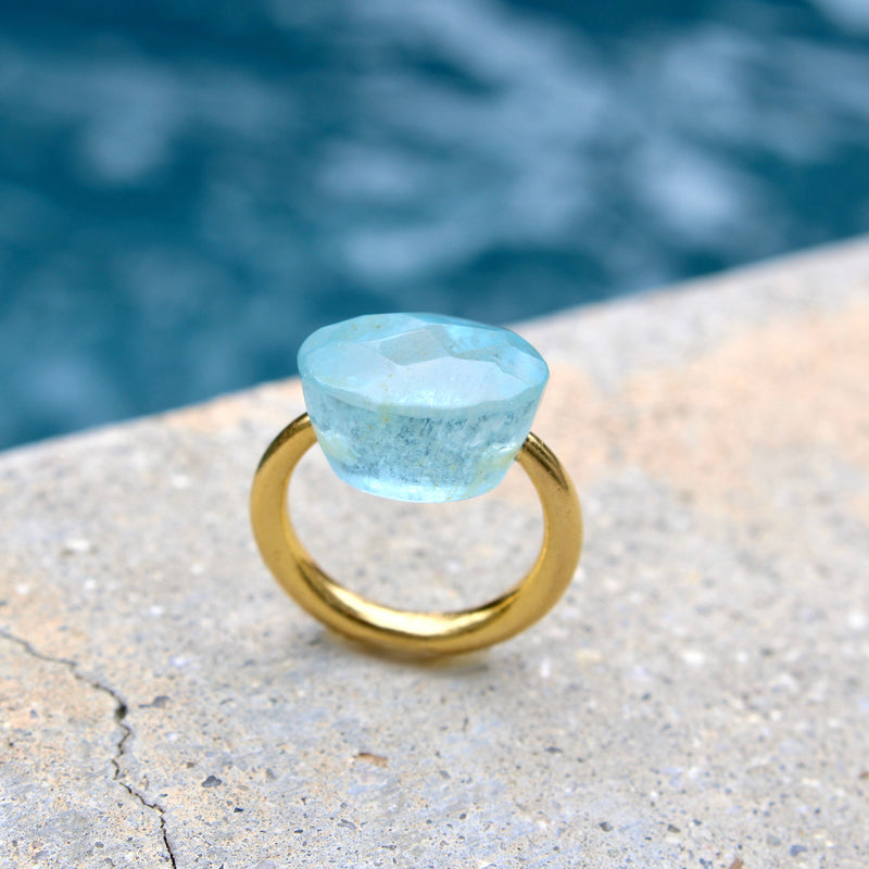 22K Gold Marie-Hélène de Taillac Milky Aquamarine Cabochon Ring jewelry Kirsten's Corner 