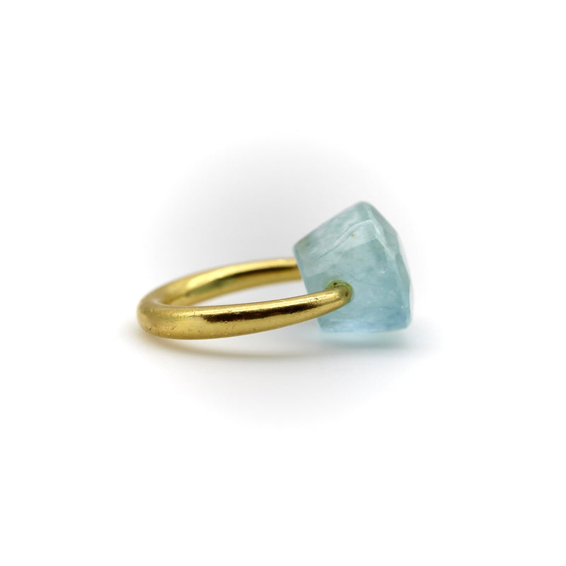 22K Gold Marie-Hélène de Taillac Milky Aquamarine Cabochon Ring jewelry Kirsten's Corner 