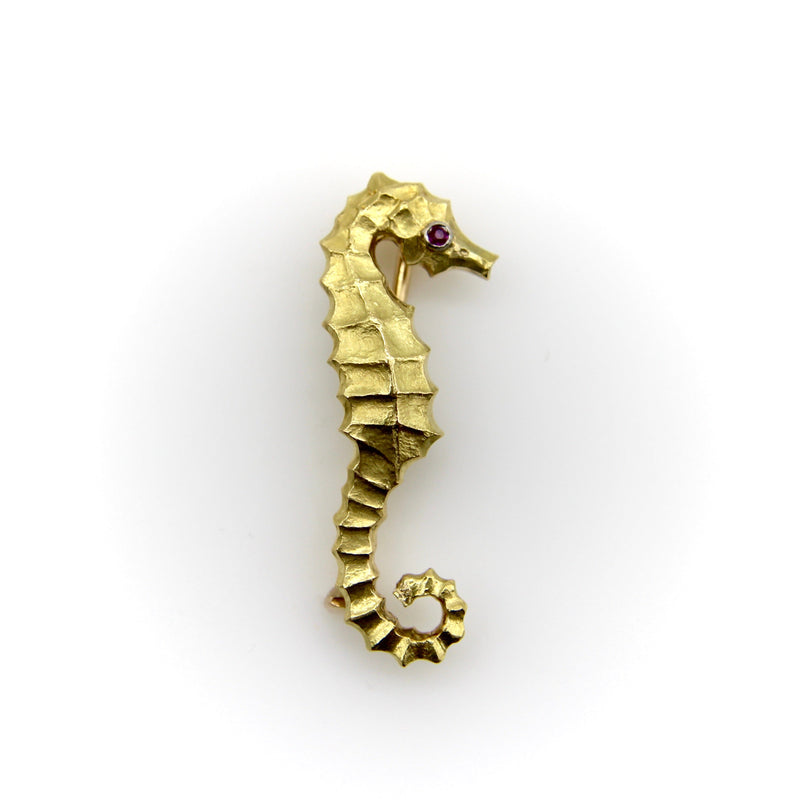 Vintage 18K Gold Cartier Seahorse Brooch Cartier 