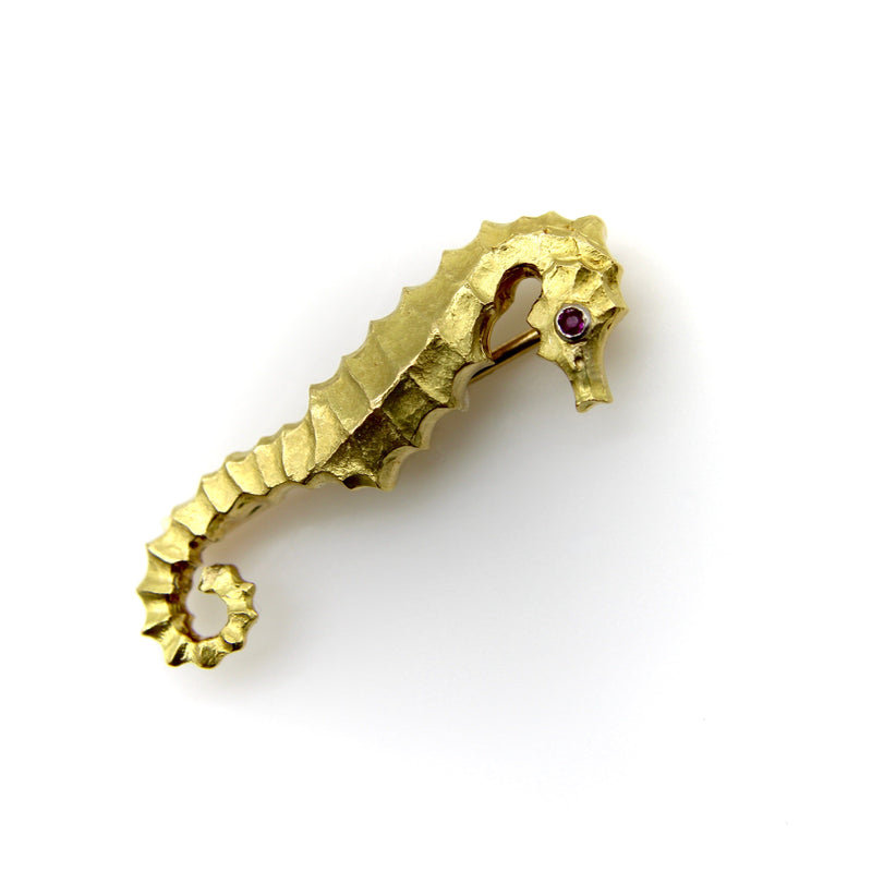 Vintage 18K Gold Cartier Seahorse Brooch Cartier 