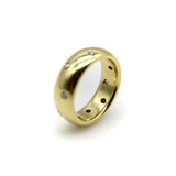 Contemporary 18K Gold Etoile Donut Band