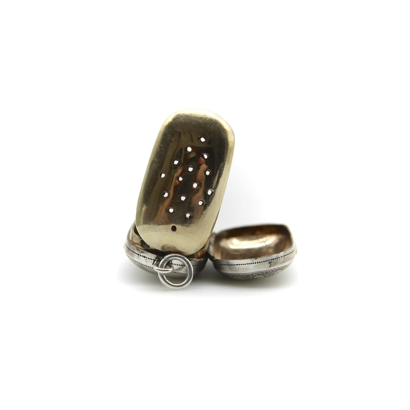 Sterling Silver Georgian Oblong Vinaigrette with Engraved Leaf Border jewelry Kirsten's Corner 