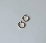 14K Gold Vintage Small Hoop Earrings