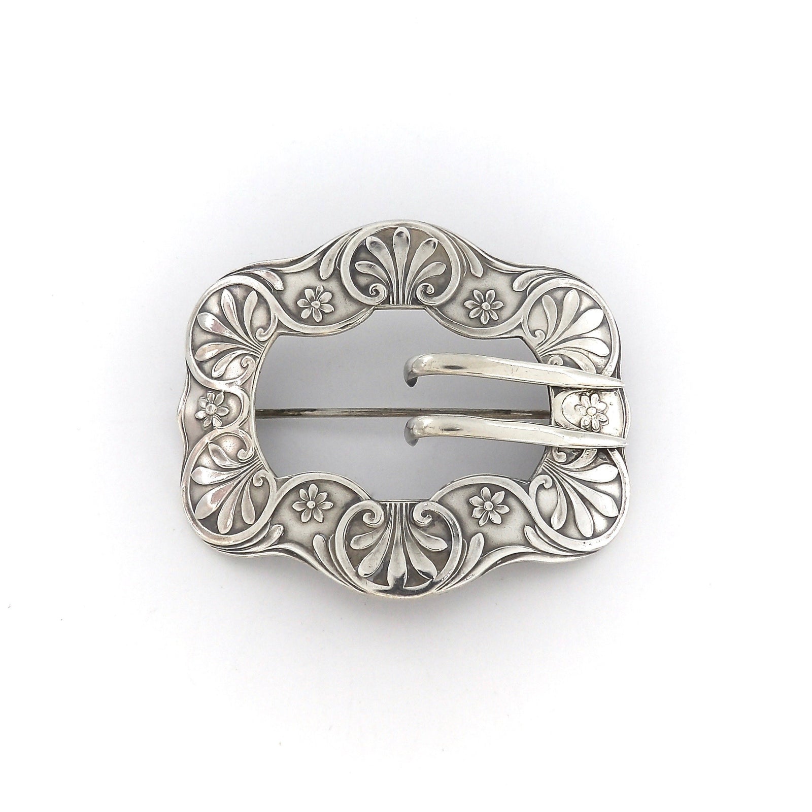 Ungaro Fever  Multi-Layered Silver Pear Chain Belt w.Pins Vintage 80th w.Logo Crumrine® Letter  main image 2