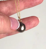 14K Gold Tahitian South Sea Black Drop Pearl Pendant Necklace