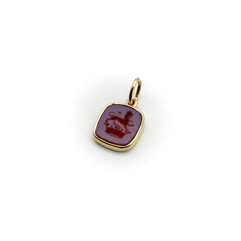 Victorian Lion and Crown Banded Agate Intaglio in 14K Gold Pendant, Charm Kirsten's Corner 